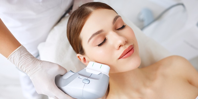 How Fat Freezing and HIFU Work Together? 4 book a personalised consultation of Fat Freezing and HIFU Together Wilmslow